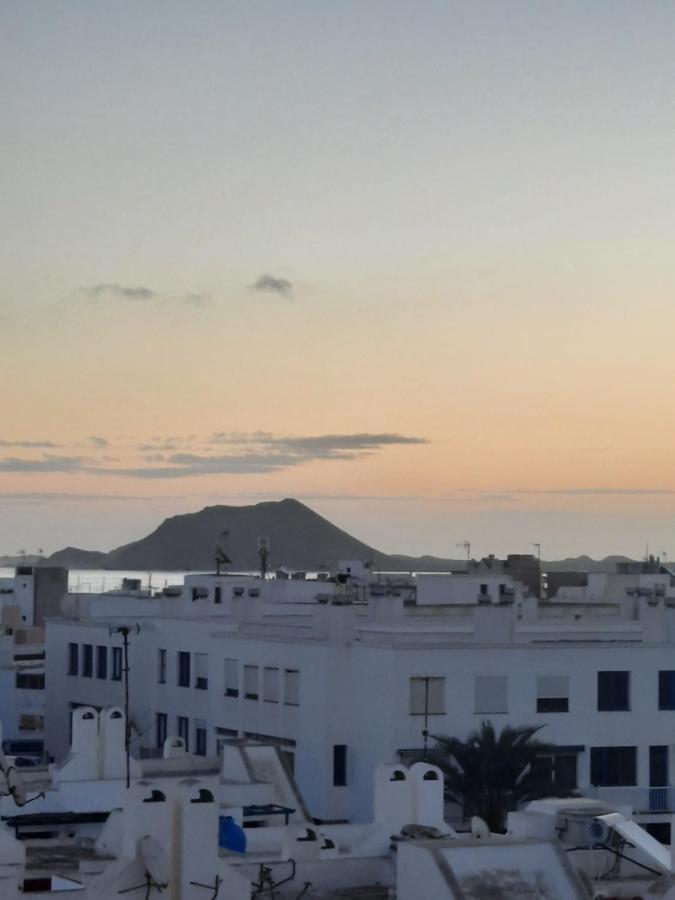 Sun & Surf Loft, Near Main Street And Beach, Wifi Fiber, Winter Garden With Sea View Corralejo Exterior foto